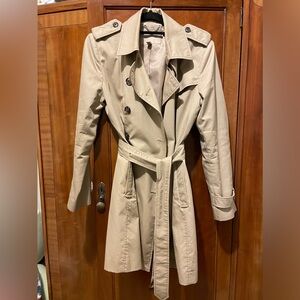 Banana trench coat- size med